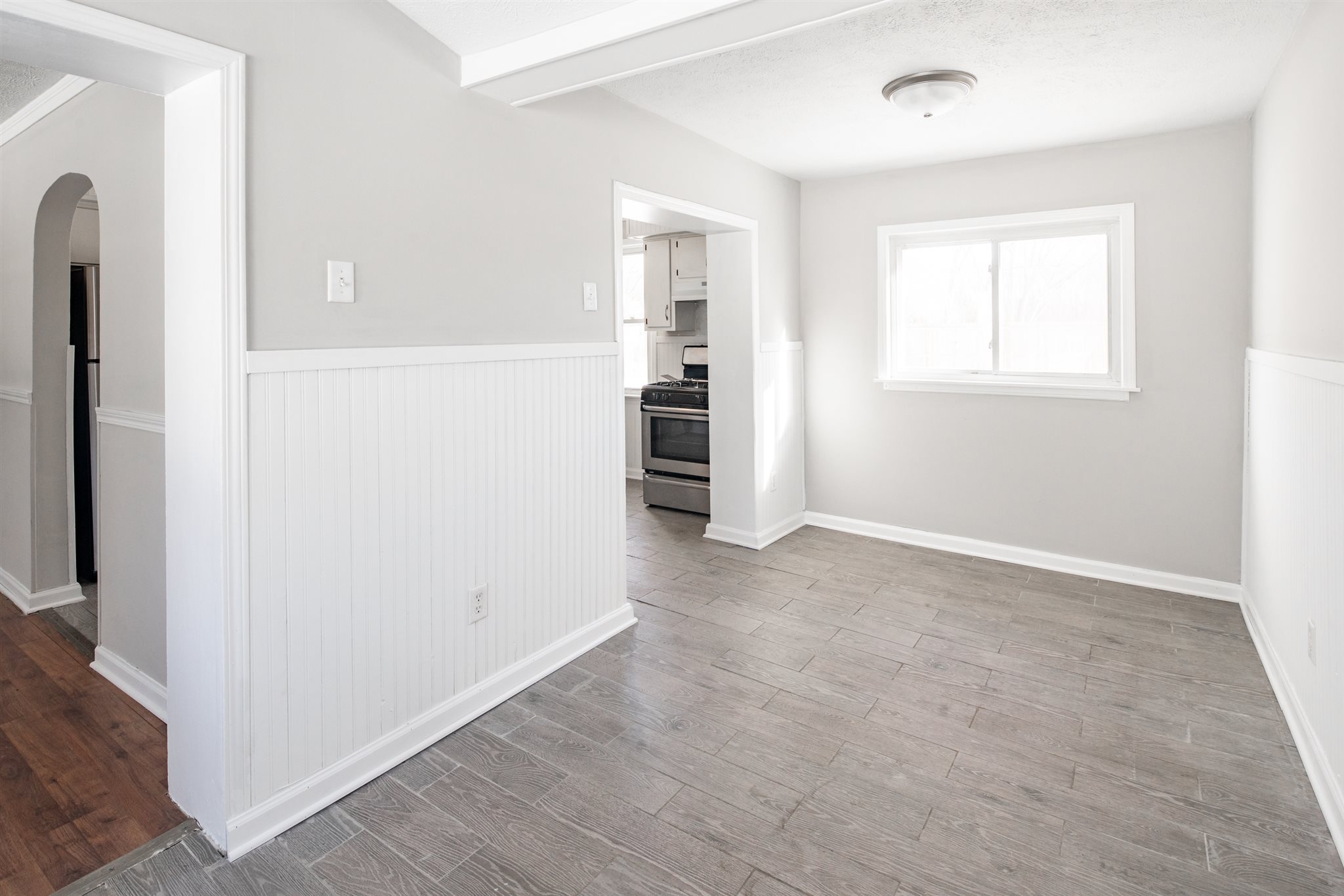 57686 Oakside Road Mishawaka, IN 46544 - Photo 8 of 20 Gallery Image 8