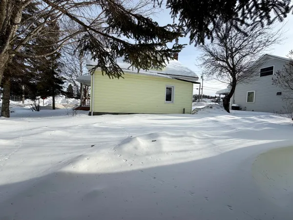$57,900 | 167 11th Avenue, Madawaska, ME 04756
