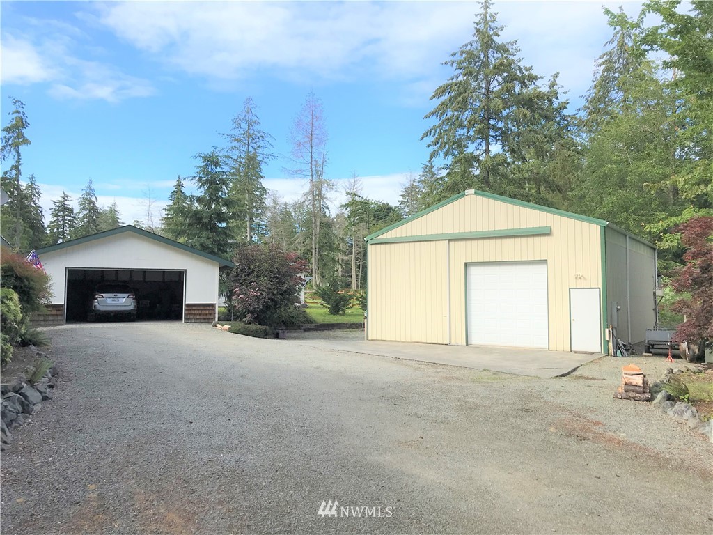 159 East Dry Lake Road Camano Island, WA 98282 - Photo 4 of 32 Gallery Image 4