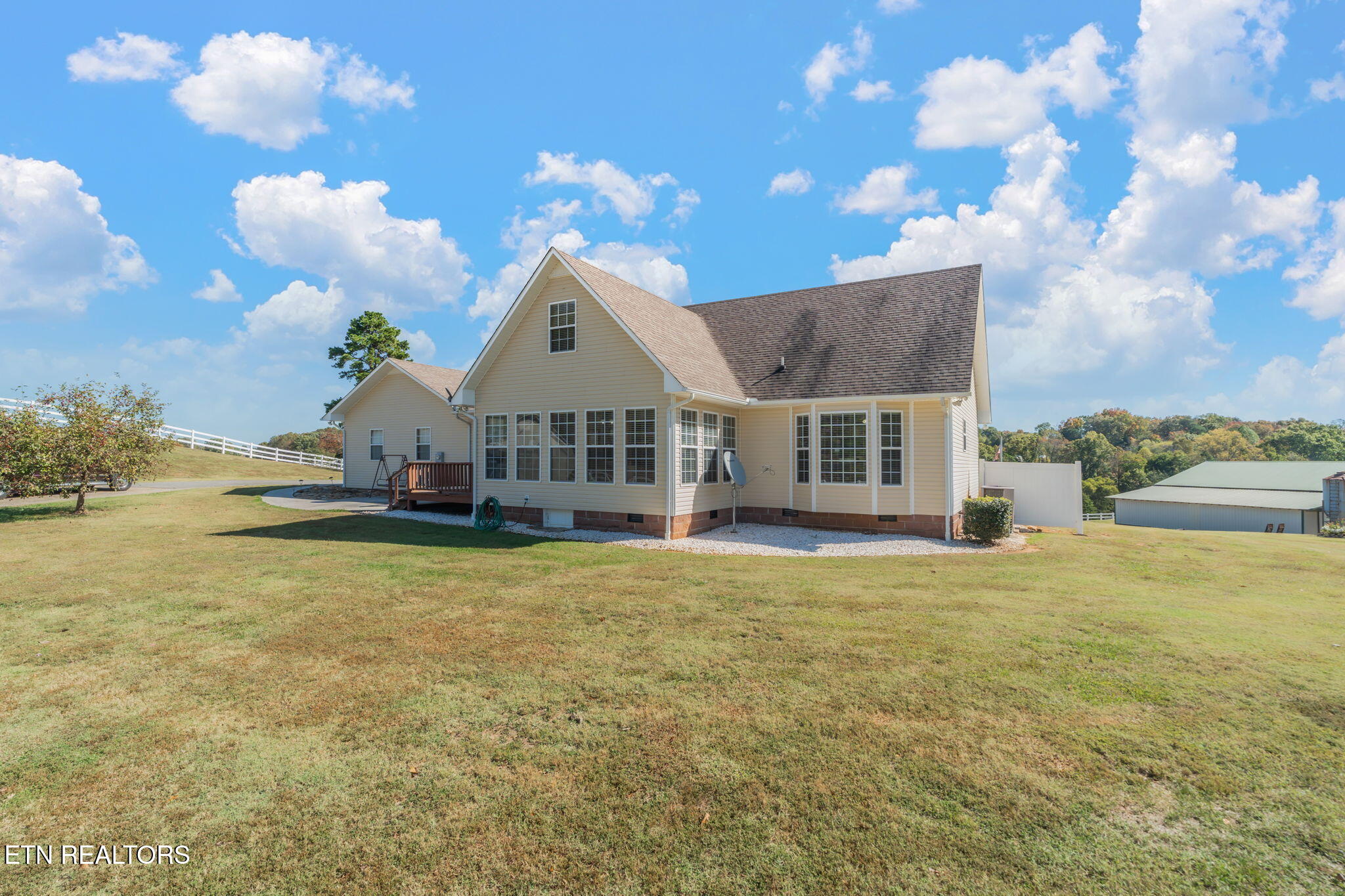 16415 Sunnyside Road Philadelphia, TN 37846 - Photo 24 of 60 39-web-or-mls-16415 Sunnyside Road-49