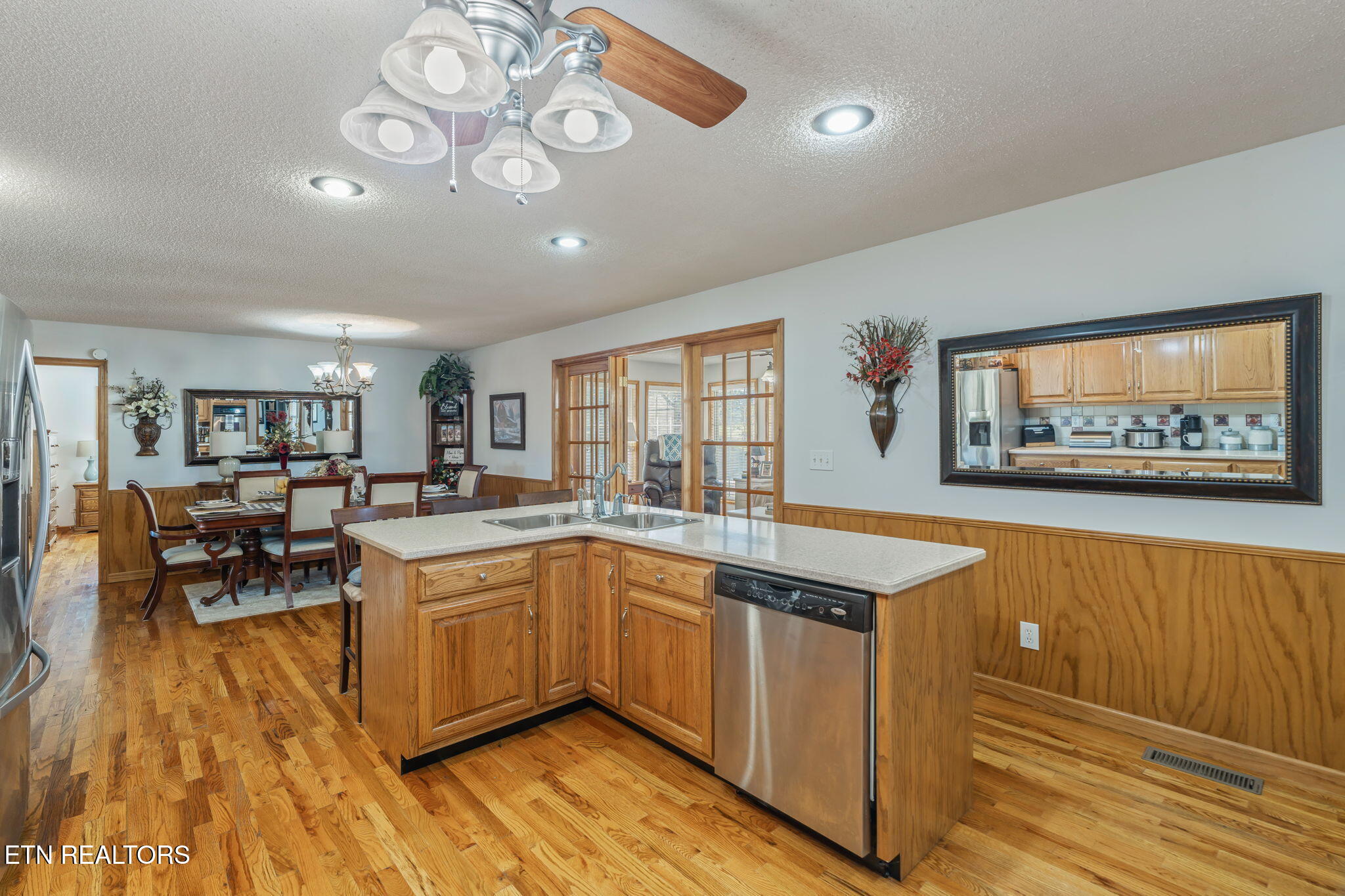 16415 Sunnyside Road Philadelphia, TN 37846 - Photo 9 of 60 13-web-or-mls-16415 Sunnyside Road-10