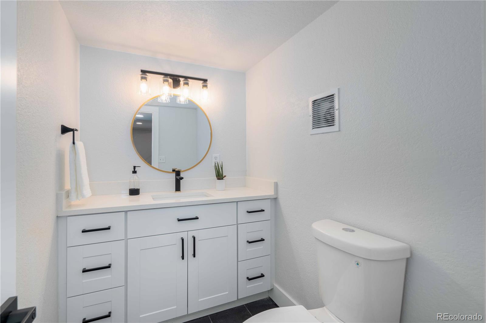 8196 Everett Way Arvada, CO 80005 - Photo 19 of 40