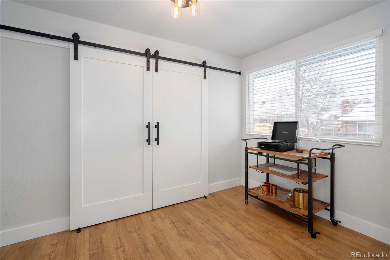 8196 Everett Way Arvada, CO 80005 - Photo 10 of 40