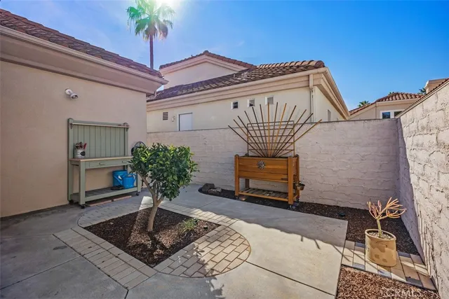 $1,295,000 | 21235 San Miguel, Mission Viejo, CA 92692