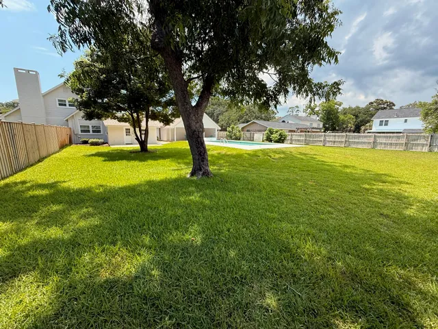 $463,000 | 905 Cloverdale Court, Fort Walton Beach, FL 32547