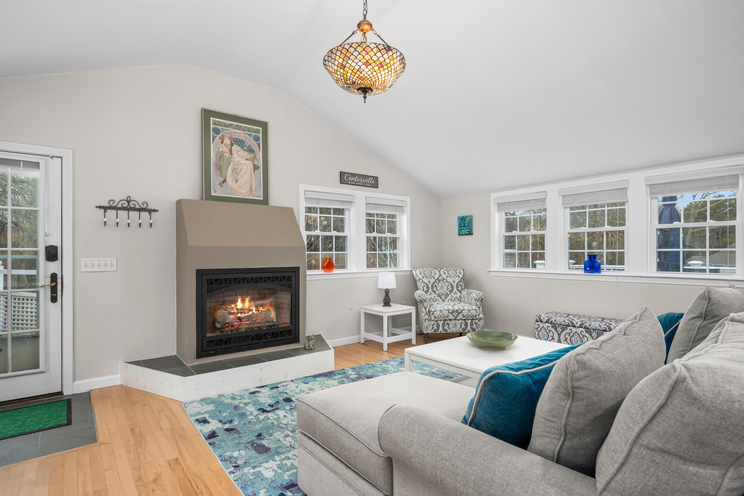 9 Pine Tree Drive Centerville, MA 02632 - Photo 4 of 34 DSC_4497-2 (1)