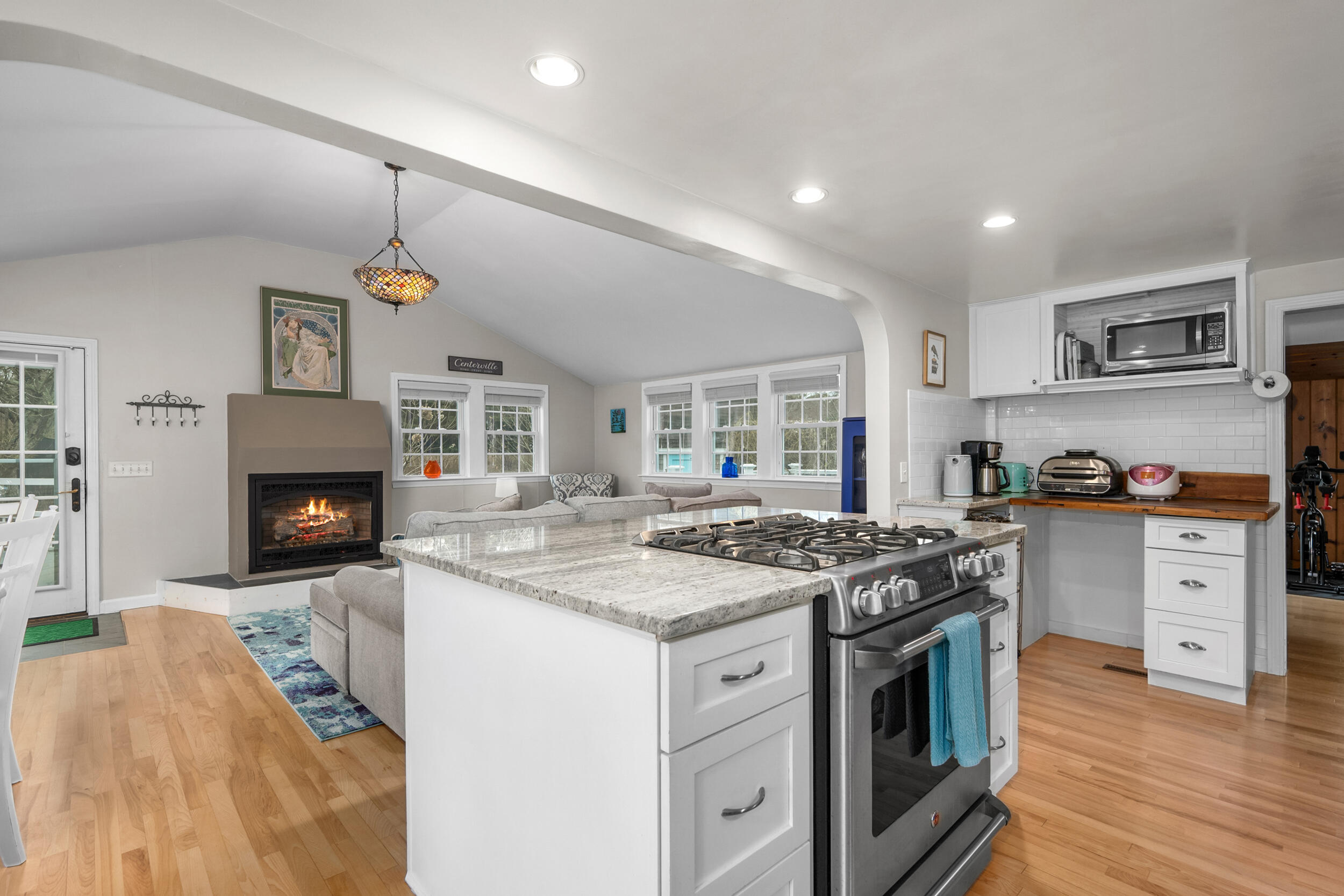 9 Pine Tree Drive Centerville, MA 02632 - Photo 9 of 34 018_WYuz