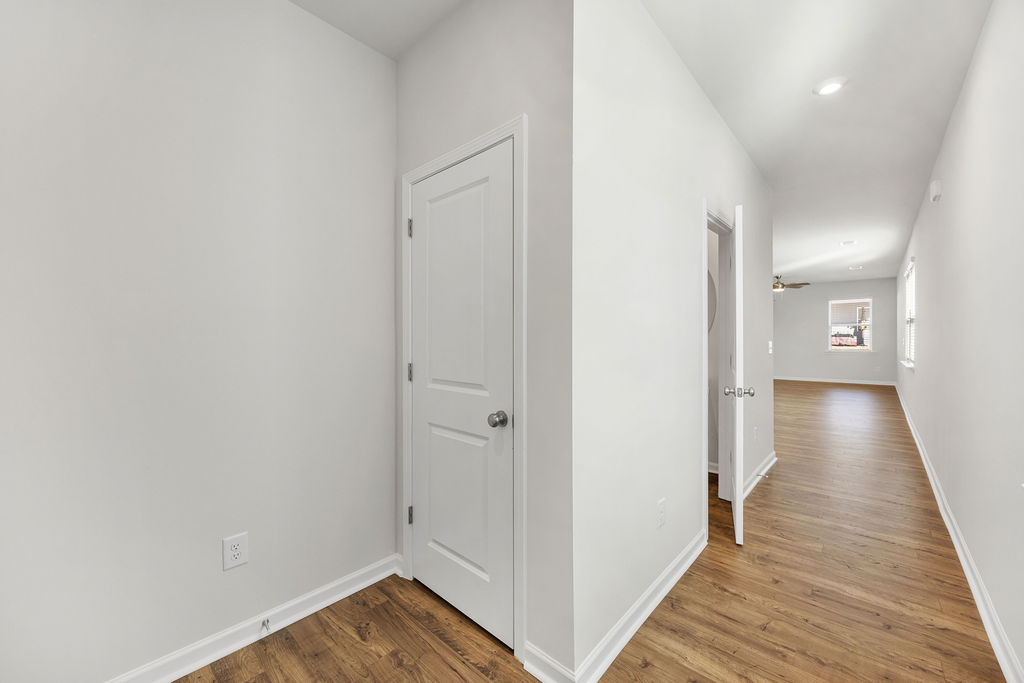 512 Serena Trail Greenville, SC 29607 - Photo 2 of 49