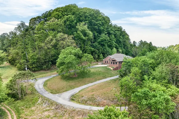 $1,675,000 | 360 Long Hollow Lane, Gainesboro, TN 38562