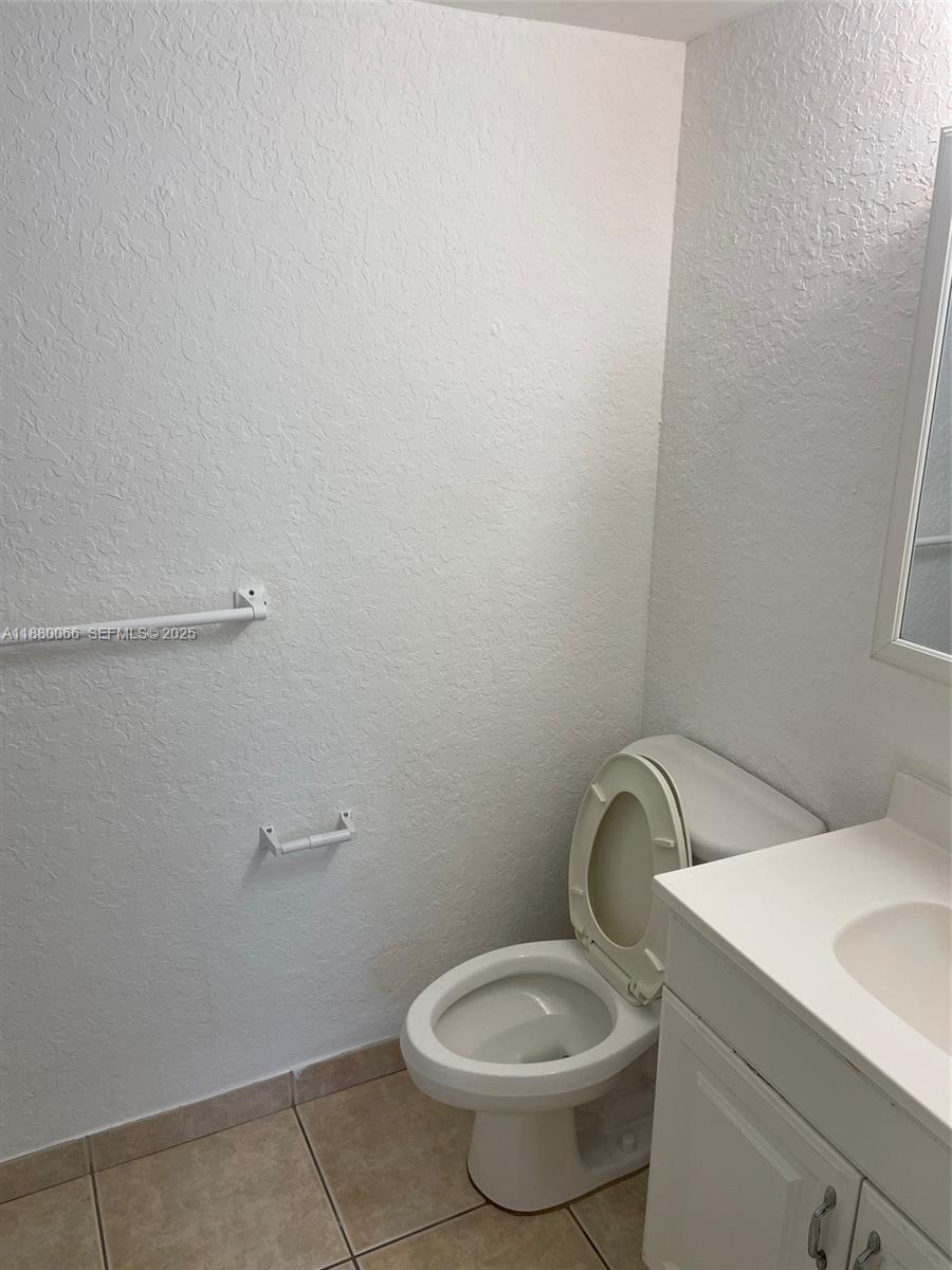 2401 Riverside Drive, Unit 203B Coral Springs, FL 33065 - Photo 15 of 38