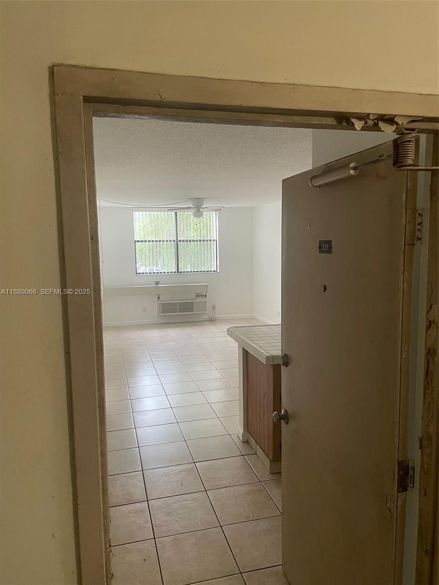 2401 Riverside Drive, Unit 203B Coral Springs, FL 33065 - Photo 27 of 38