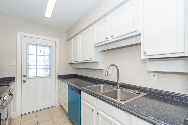 $174,000 | 3535 East NASA Parkway, Unit 105, Seabrook, TX 77586