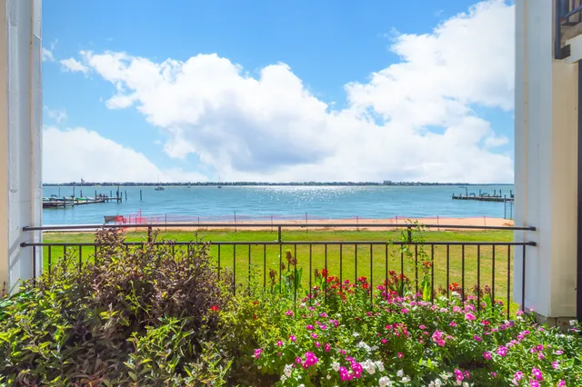 $174,000 | 3535 East NASA Parkway, Unit 105, Seabrook, TX 77586