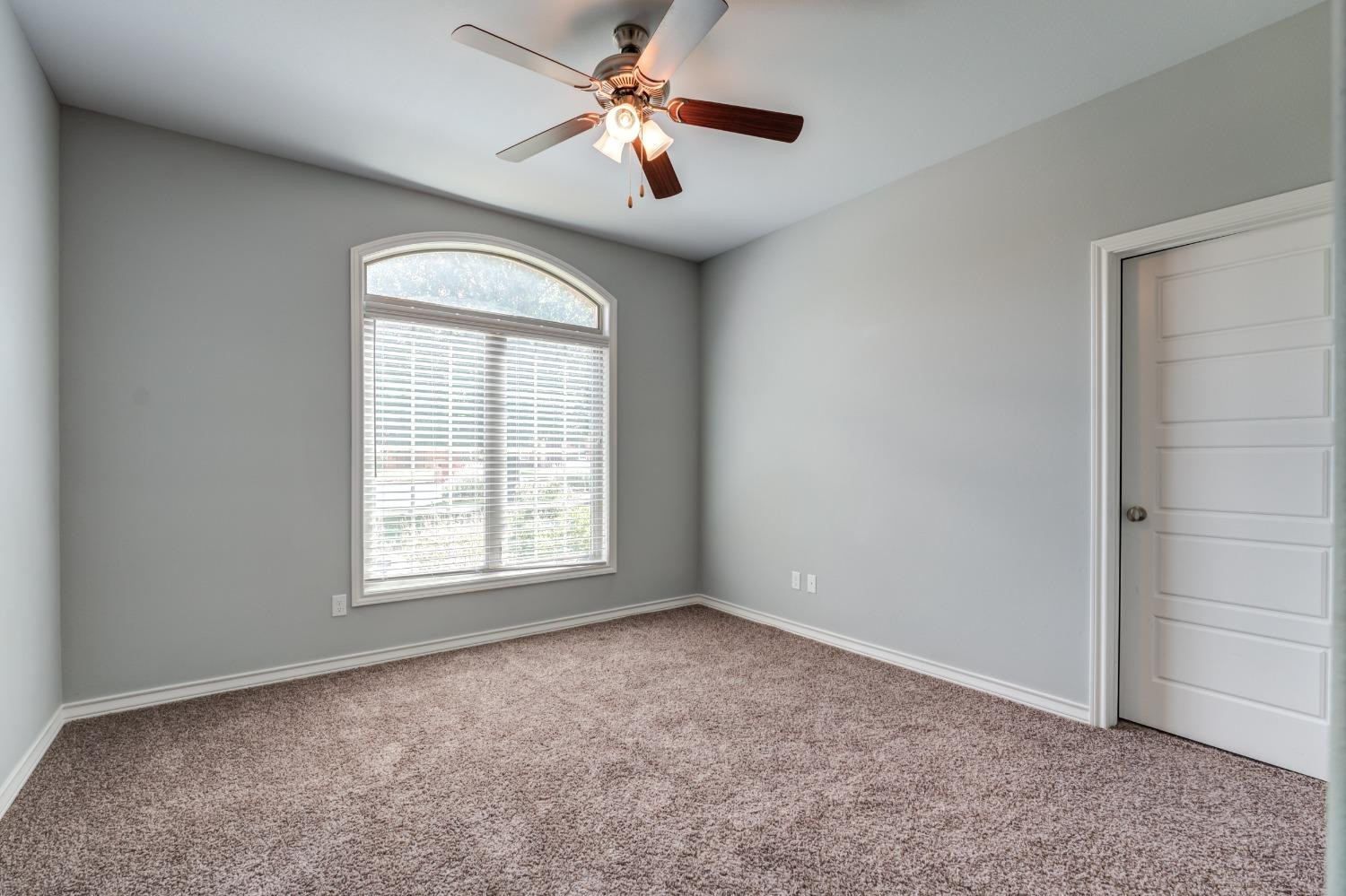 5812 111th Street Lubbock, TX 79424 - Photo 36 of 48 Photo 36