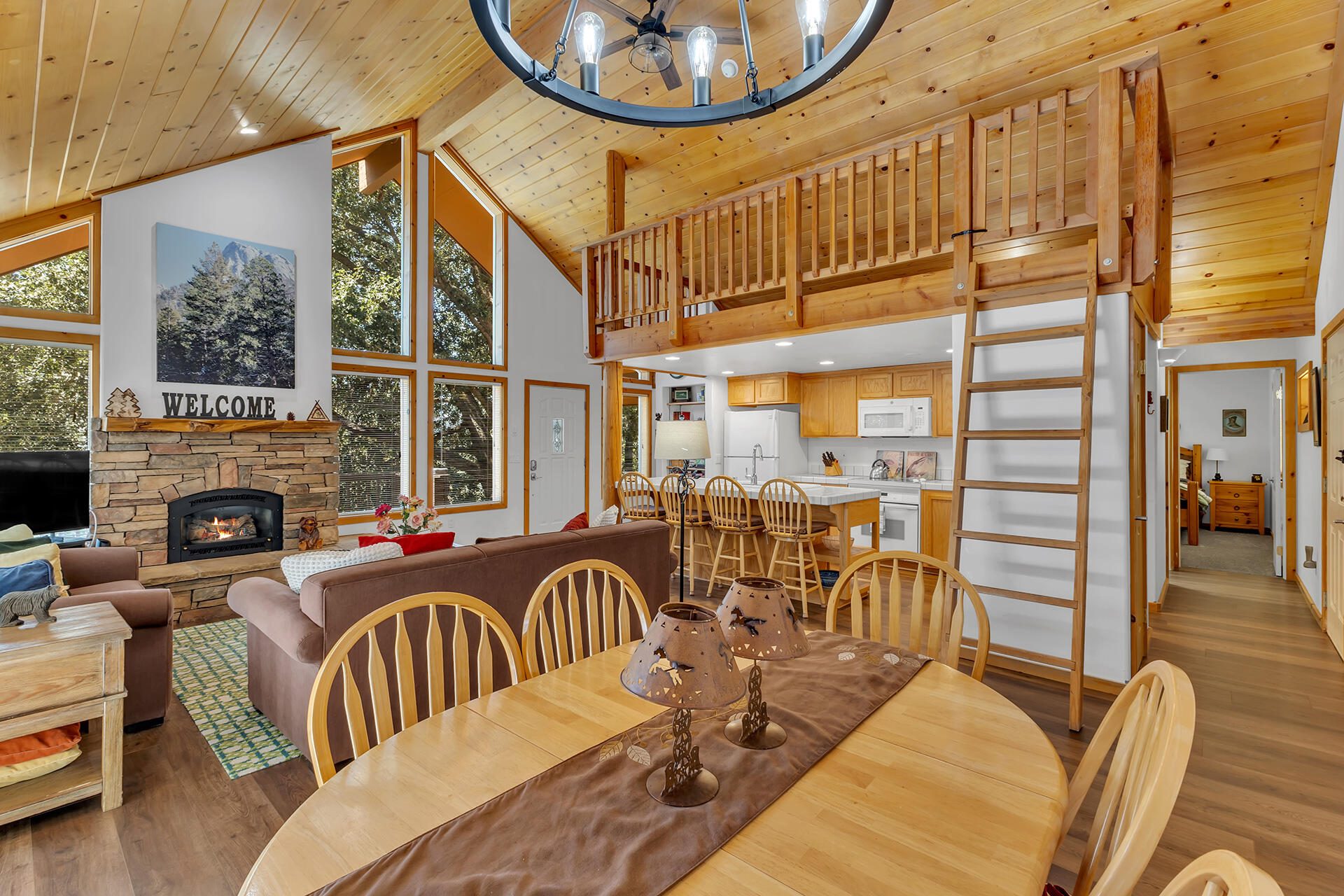 25860 Sunset View Drive Idyllwild, CA 92549 - Photo 13 of 48 Dining Area to Great Room