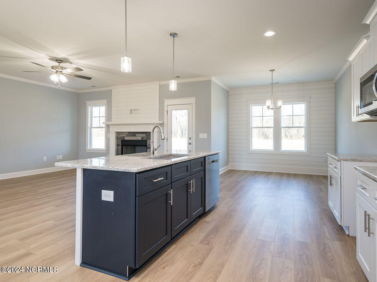 2002 Antioch Road Pikeville, NC 27863 - Photo 11 of 33 011-1280x960-kitchen