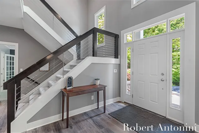 $1,500,000 | 1977 Emerald Glen Court, Ada, MI 49301