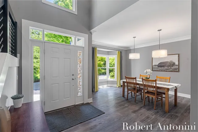 $1,500,000 | 1977 Emerald Glen Court, Ada, MI 49301