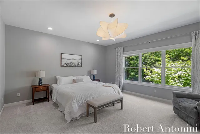 $1,500,000 | 1977 Emerald Glen Court, Ada, MI 49301