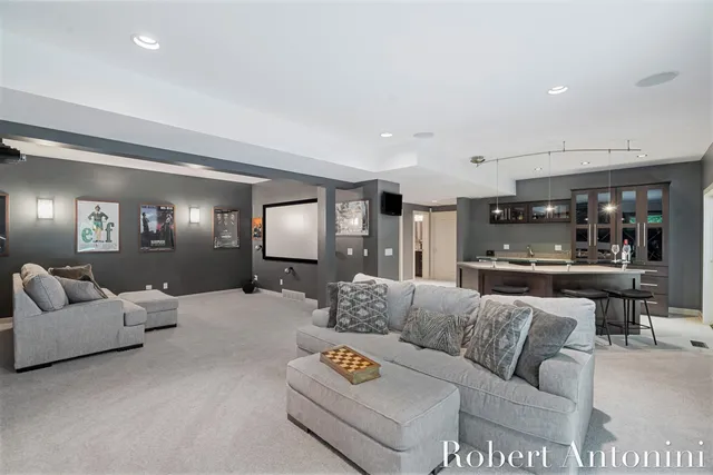 $1,500,000 | 1977 Emerald Glen Court, Ada, MI 49301