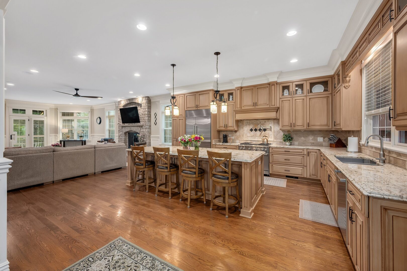 4050 Sterling Road Downers Grove, IL 60515 - Photo 14 of 73