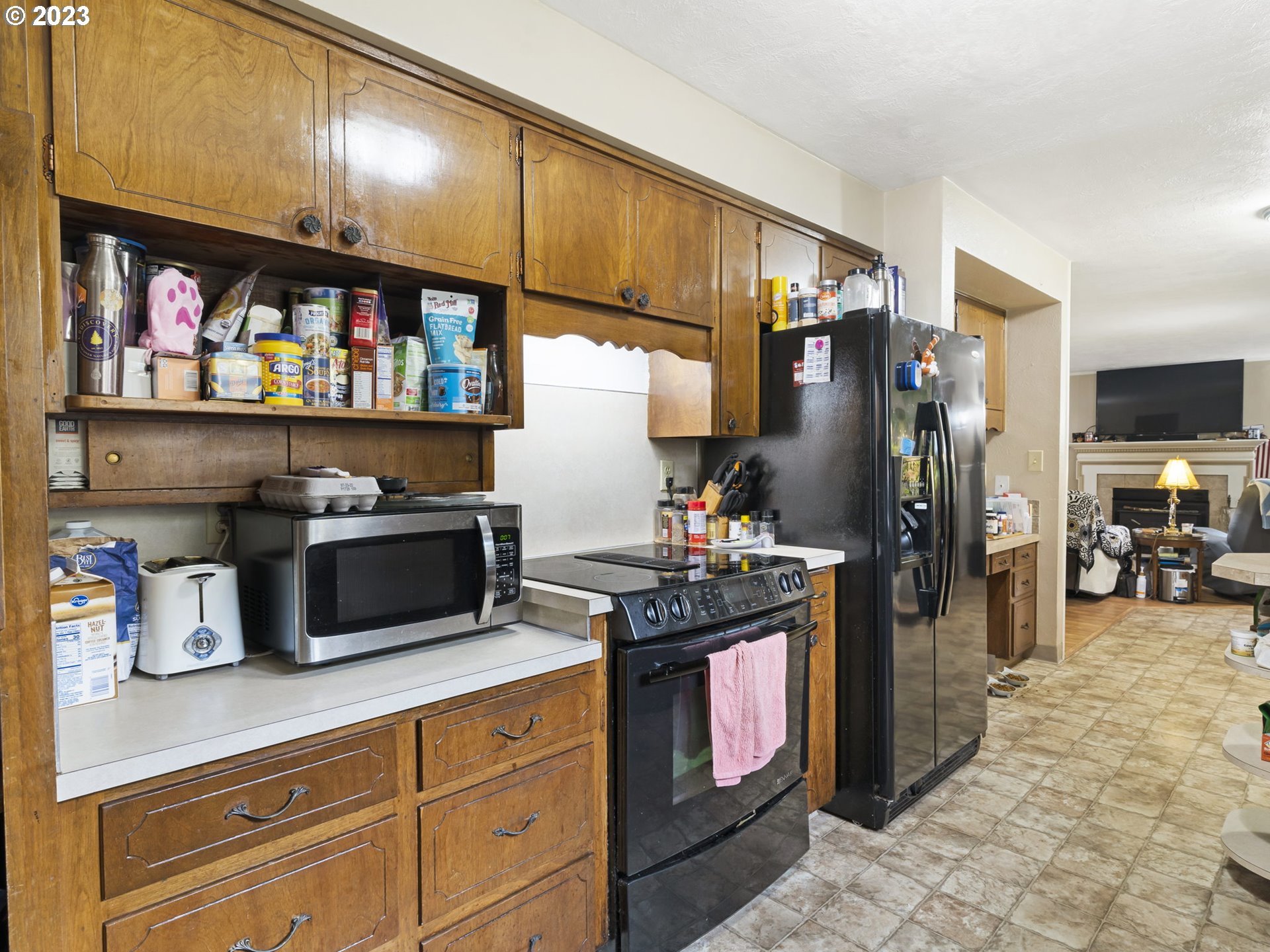 2410 Fisher Road Northeast Salem, OR 97305 - Photo 12 of 37 Gallery Image 12