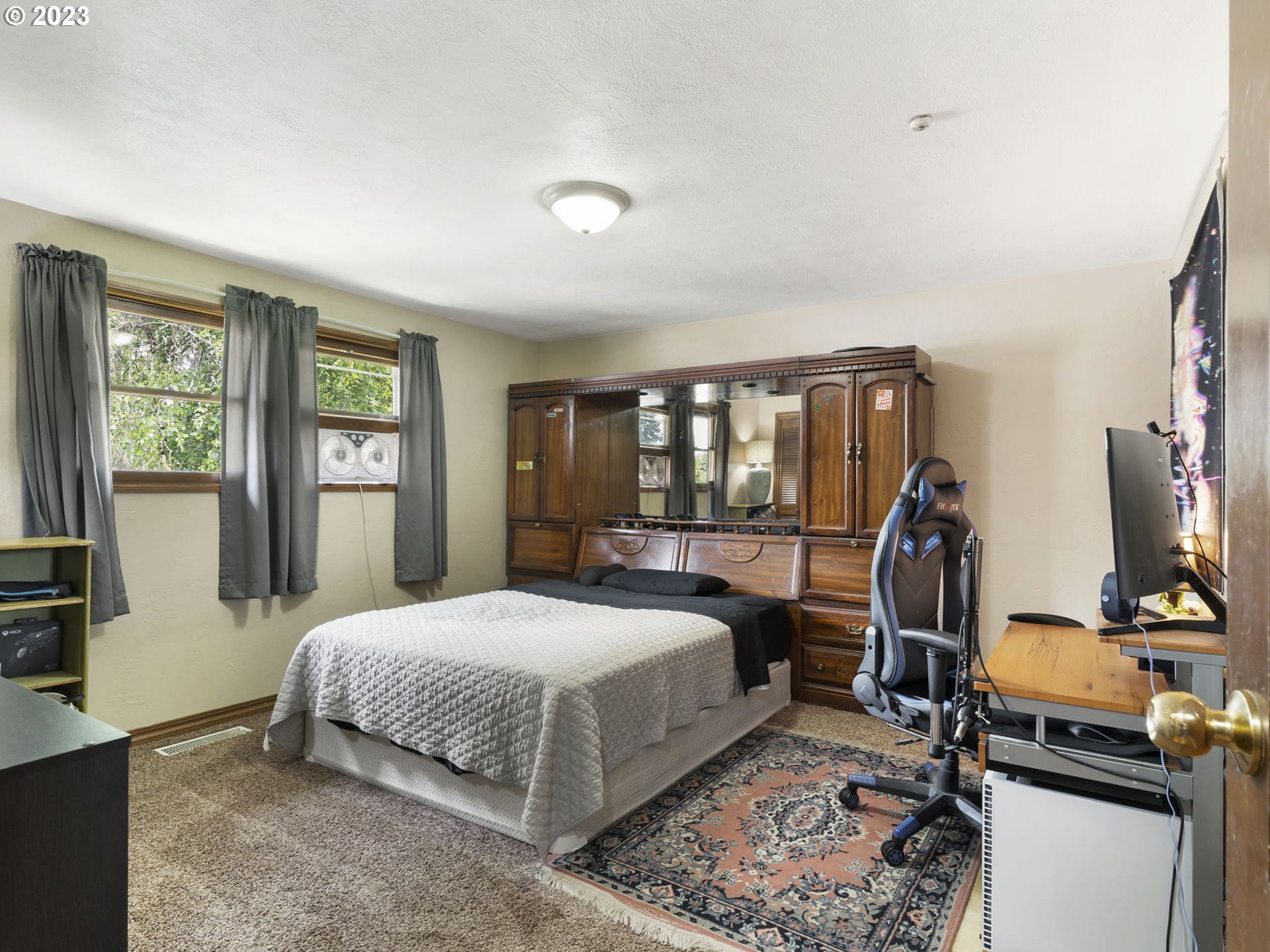 2410 Fisher Road Northeast Salem, OR 97305 - Photo 18 of 37 Gallery Image 18