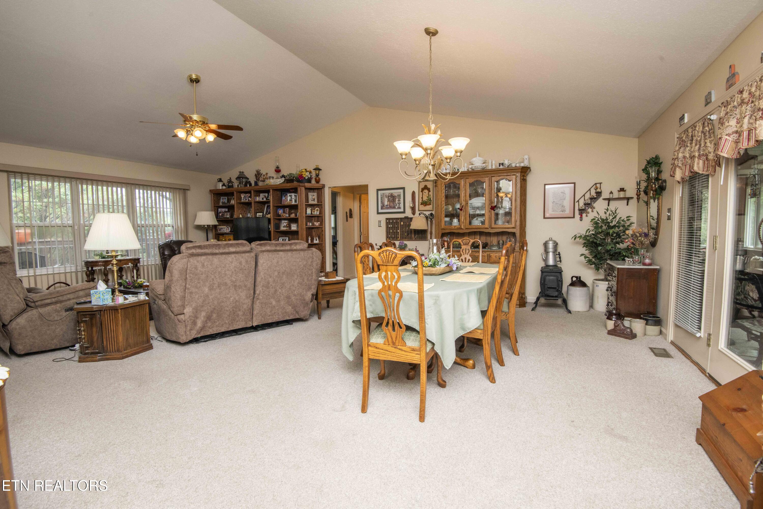 1217 Topside Road Louisville, TN 37777 - Photo 6 of 32 dining 2