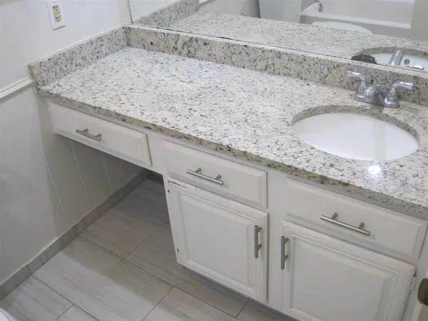 $1,750 | 6478 Argo Street, Dallas, TX 75214