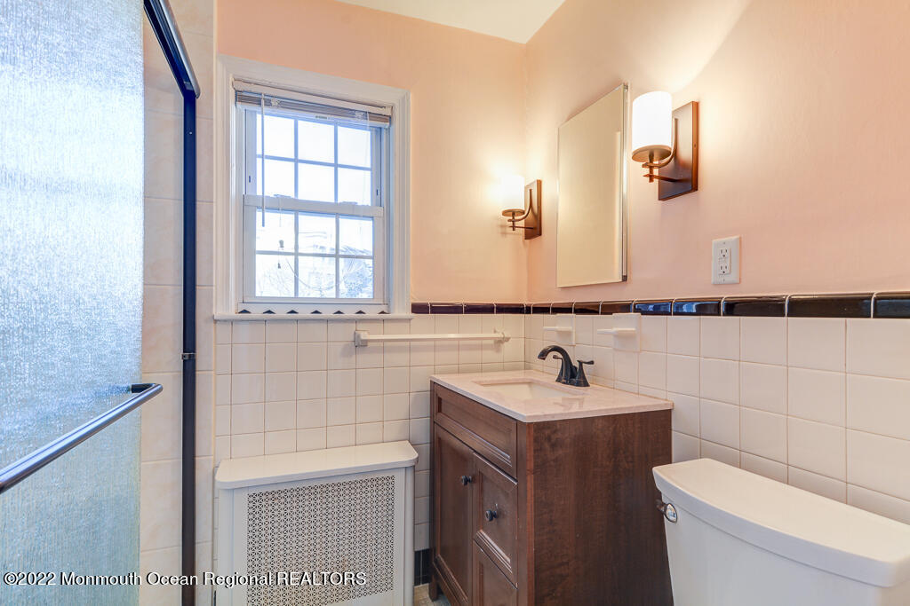 24 Pinckney Road, Unit A Red Bank, NJ 07701 - Photo 11 of 13 0018__SMALL