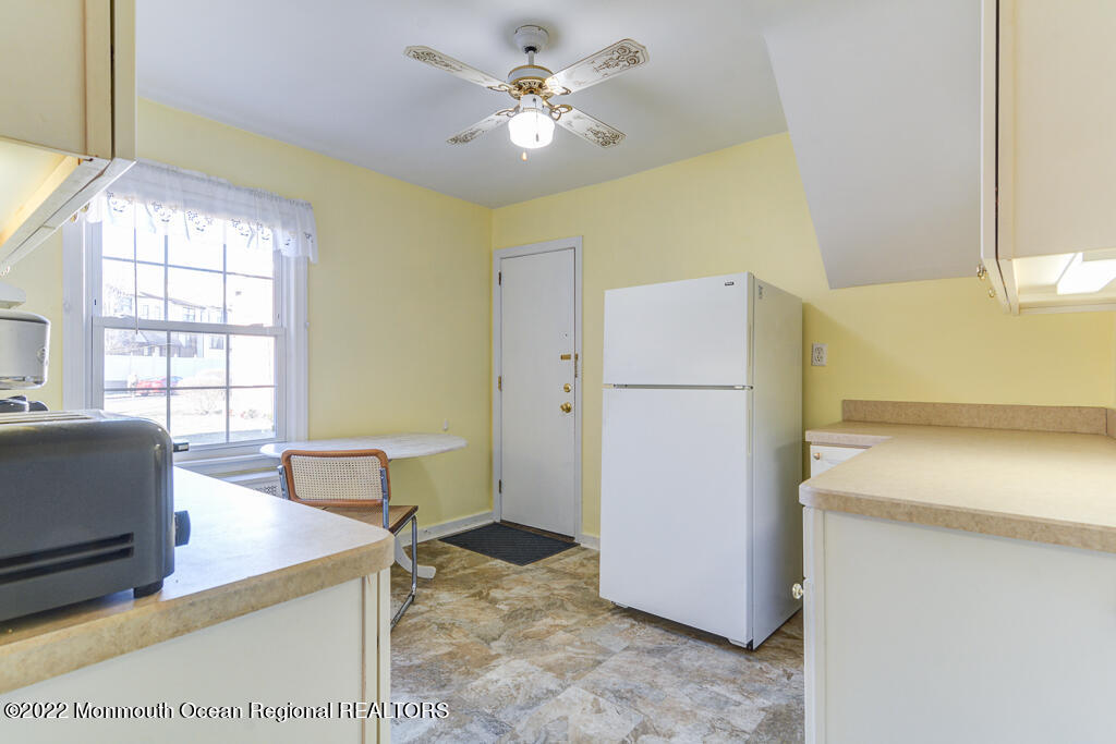 24 Pinckney Road, Unit A Red Bank, NJ 07701 - Photo 5 of 13 0013__SMALL