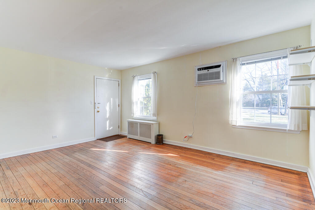 24 Pinckney Road, Unit A Red Bank, NJ 07701 - Photo 7 of 13 0010__SMALL