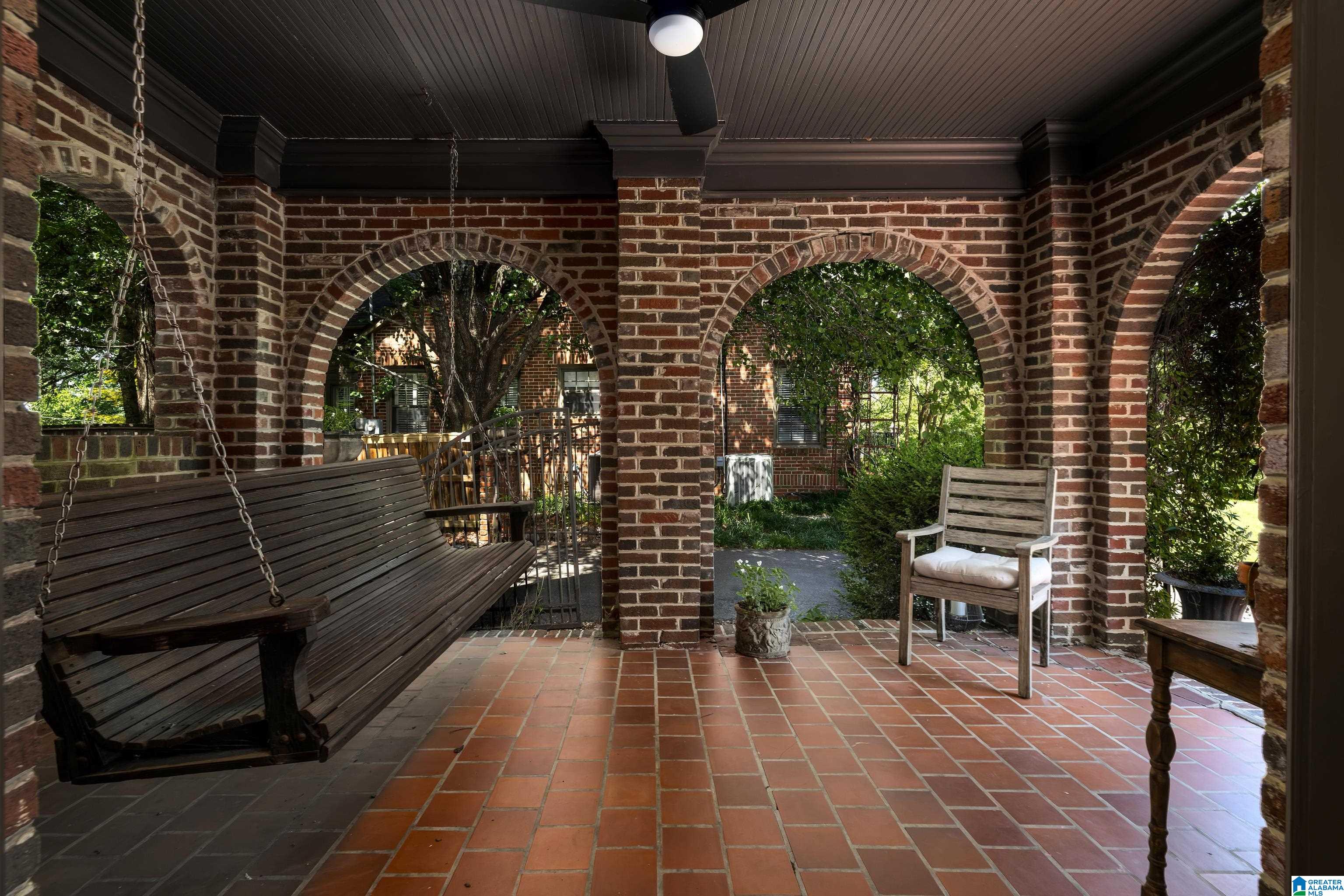 1812 Kensington Road Birmingham, AL 35209 - Photo 20 of 66 Gallery Image 20