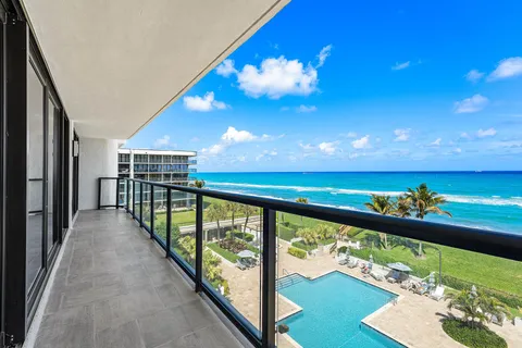 $2,095,000 | 3440 South Ocean Boulevard, Unit 502S, Palm Beach, FL 33480