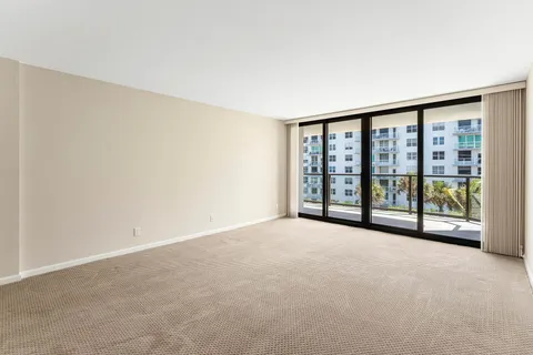 $2,095,000 | 3440 South Ocean Boulevard, Unit 502S, Palm Beach, FL 33480