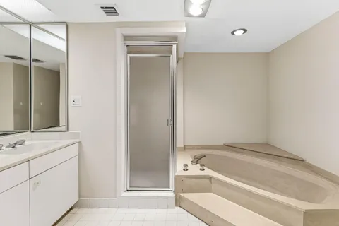 $2,095,000 | 3440 South Ocean Boulevard, Unit 502S, Palm Beach, FL 33480