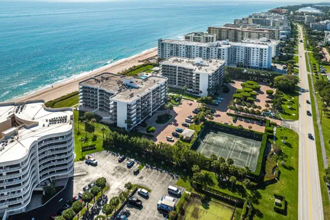$2,095,000 | 3440 South Ocean Boulevard, Unit 502S, Palm Beach, FL 33480