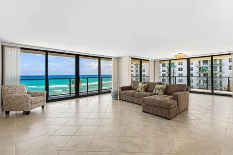 $2,095,000 | 3440 South Ocean Boulevard, Unit 502S, Palm Beach, FL 33480