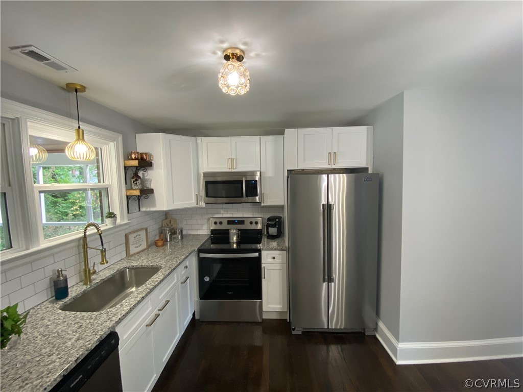 2105 Fort Rice Street Petersburg, VA 23805 - Photo 2 of 24 Gallery Image 2