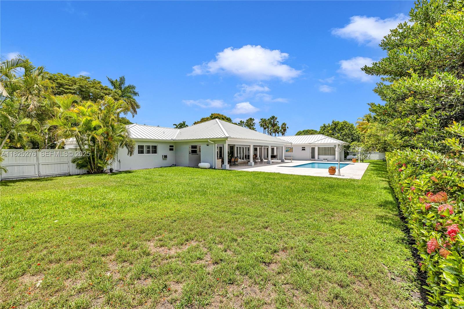 10563 Southwest 92nd Avenue Miami, FL 33176 - Photo 14 of 87