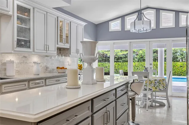 $2,700,000 | 10563 Southwest 92nd Avenue, Miami, FL 33176