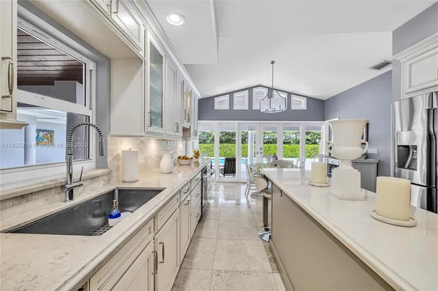 $2,700,000 | 10563 Southwest 92nd Avenue, Miami, FL 33176