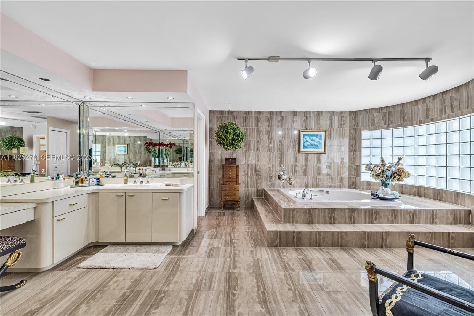 10563 Southwest 92nd Avenue Miami, FL 33176 - Photo 59 of 87