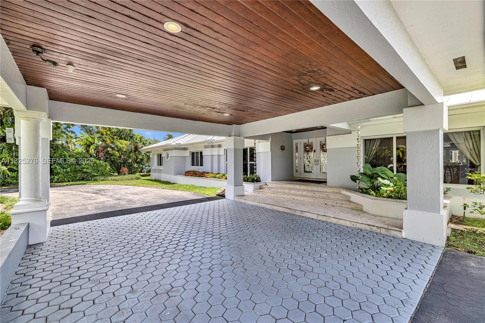 10563 Southwest 92nd Avenue Miami, FL 33176 - Photo 65 of 87