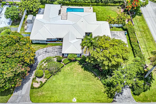 $2,700,000 | 10563 Southwest 92nd Avenue, Miami, FL 33176