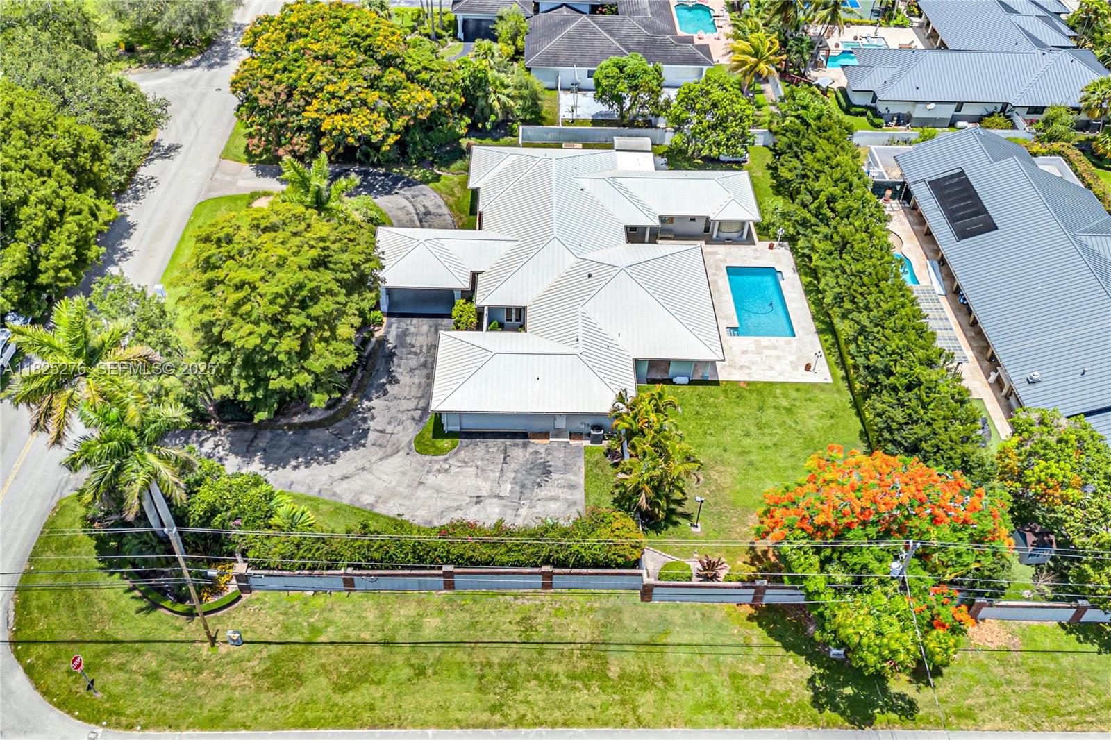 10563 Southwest 92nd Avenue Miami, FL 33176 - Photo 79 of 87