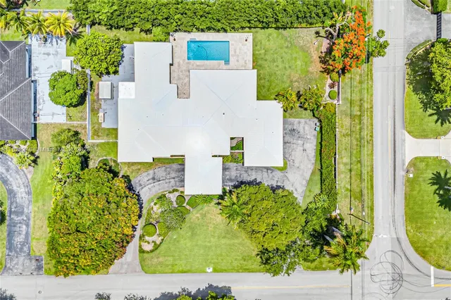 $2,700,000 | 10563 Southwest 92nd Avenue, Miami, FL 33176