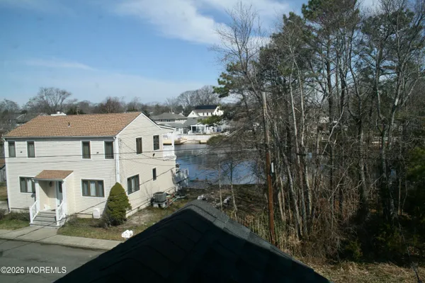 $649,000 | 861 Glenwood Place, Brick, NJ 08723