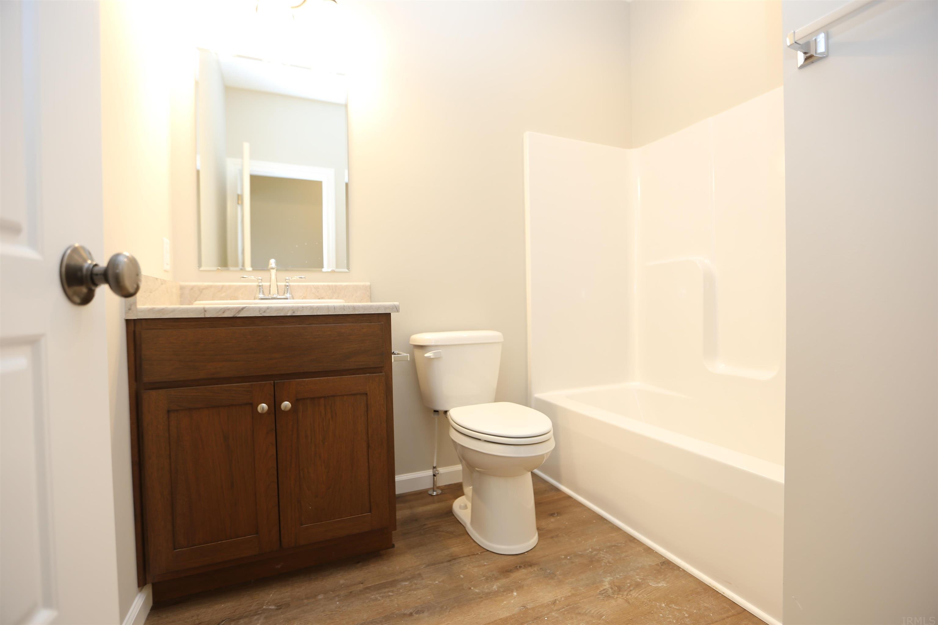 1929 Rittenhouse Place Huntertown, IN 46748 - Photo 7 of 12 Gallery Image 7