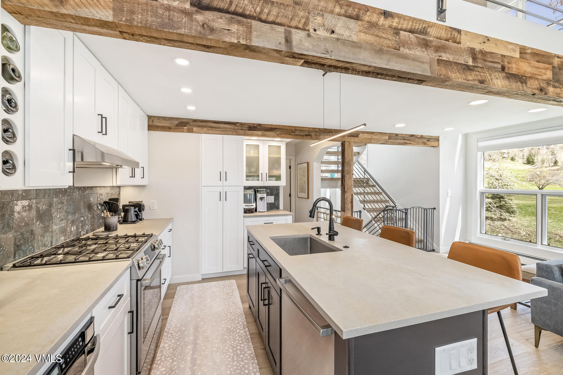 931 Singletree Road, Unit 28 Edwards, CO 81632 - Photo 11 of 34 Kitchen
